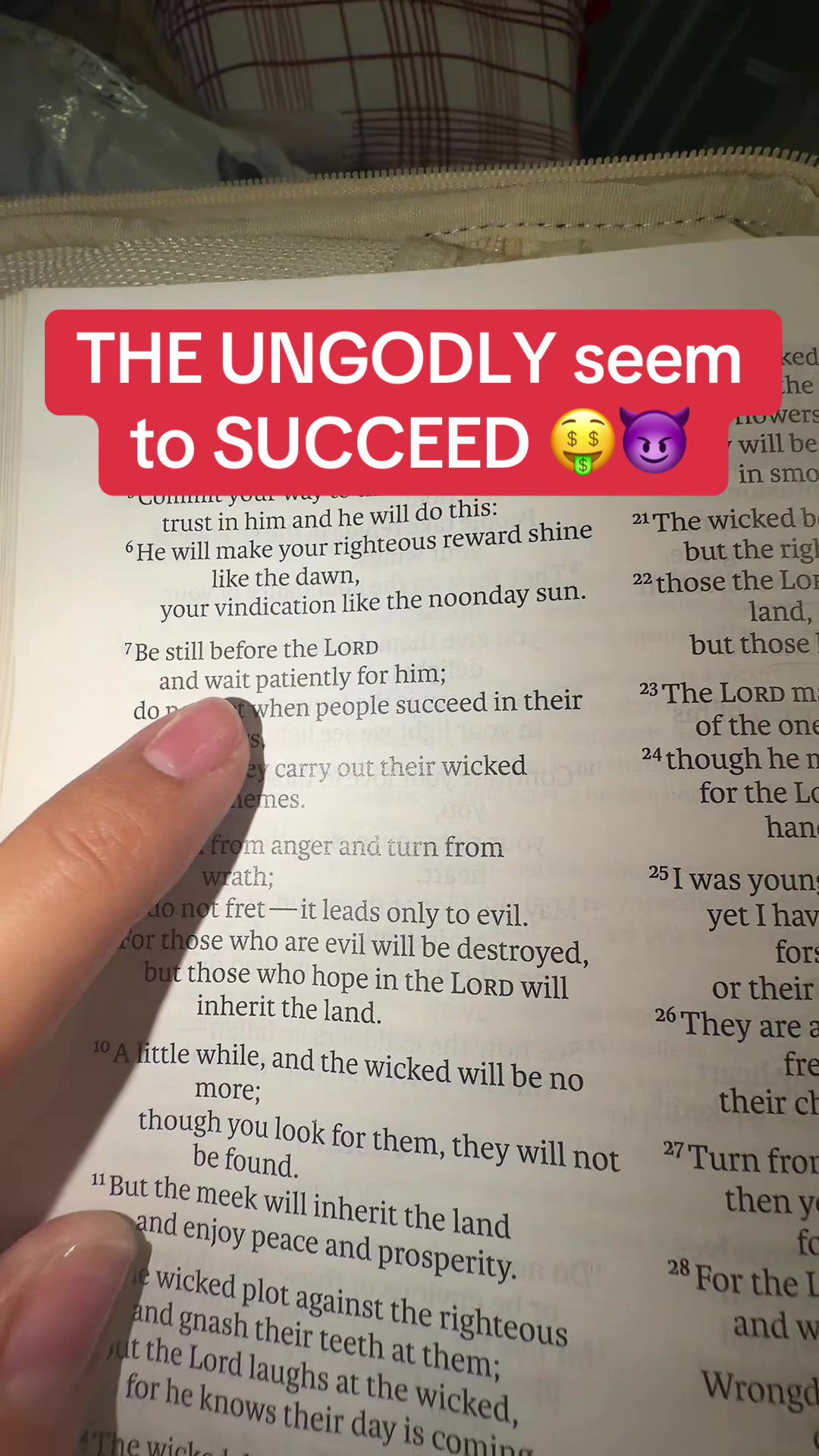 @ChristinaJmnz | Proverbs31