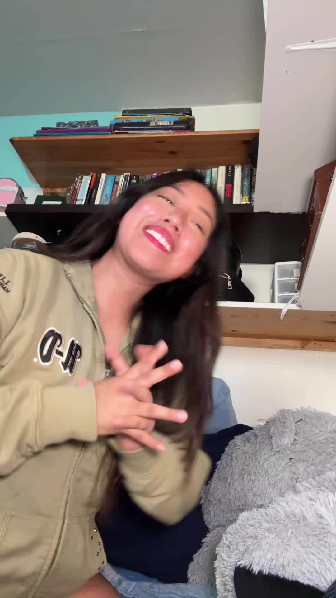 @Adamariii