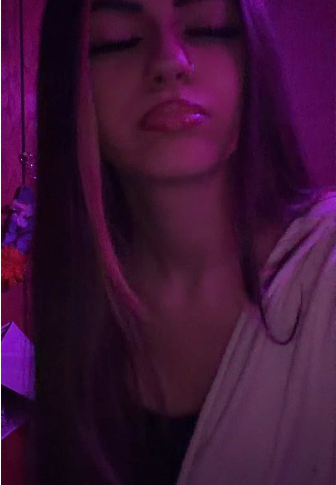 @Alexis🥀🎸🎧