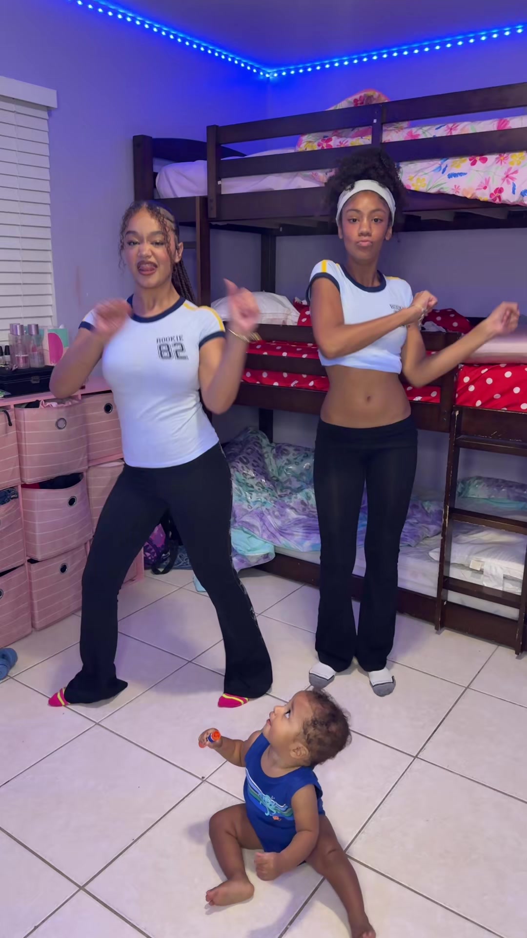 @DemDaddysGirls4