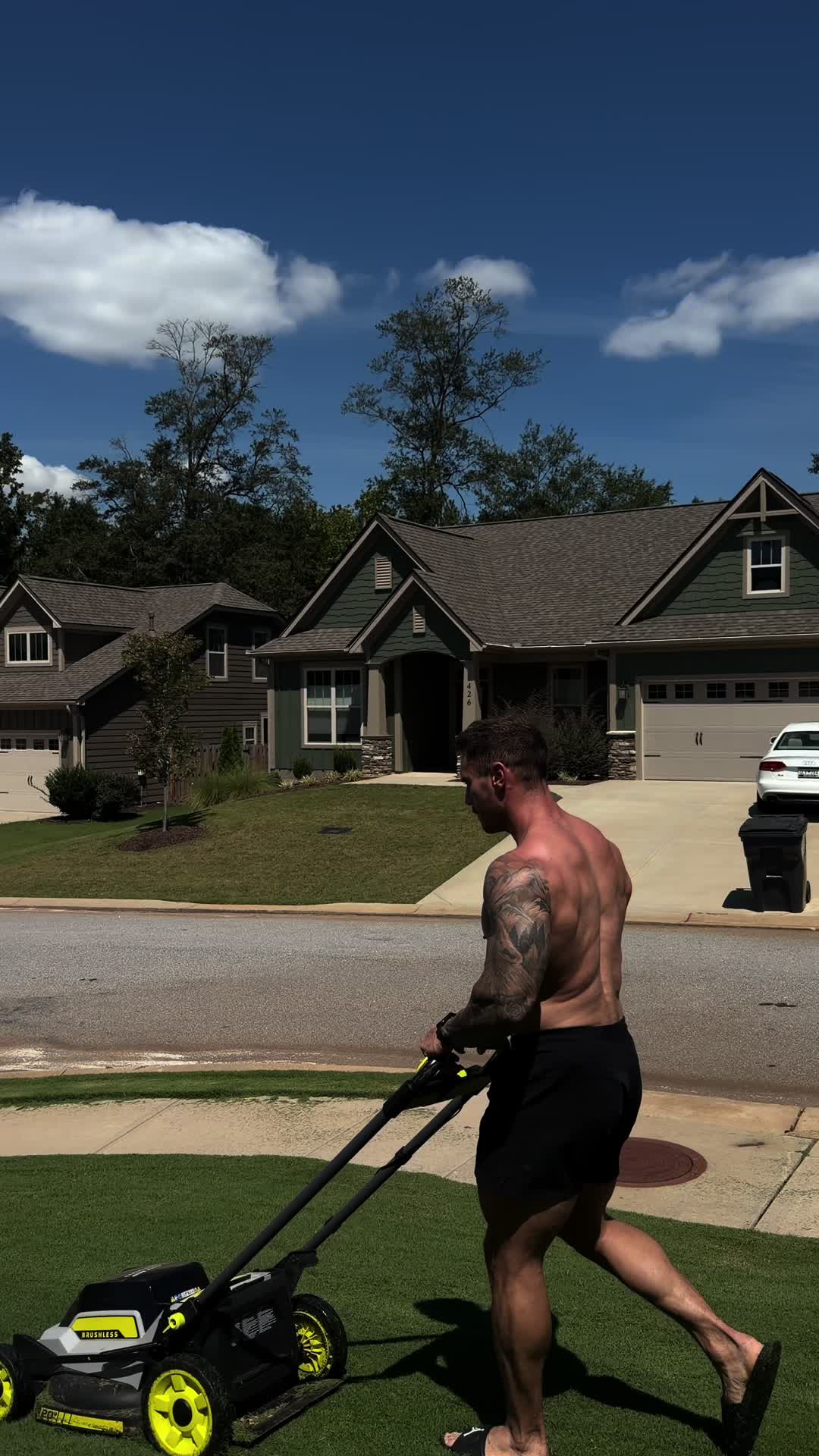 @Brady Barnes | IFBB PRO
