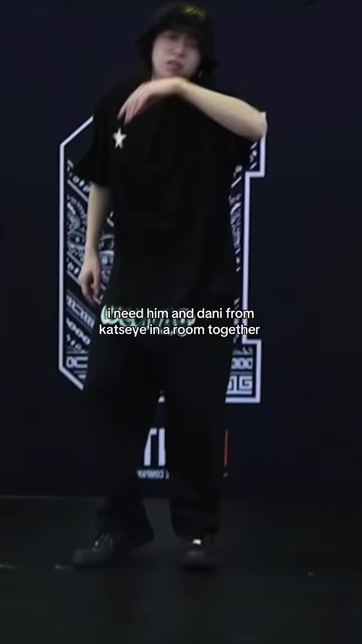 @𑣲⋆。˚ s! (fan acc)