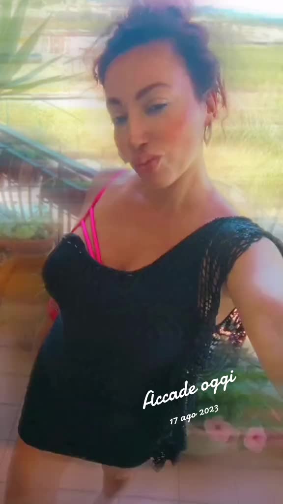 @weeronique
