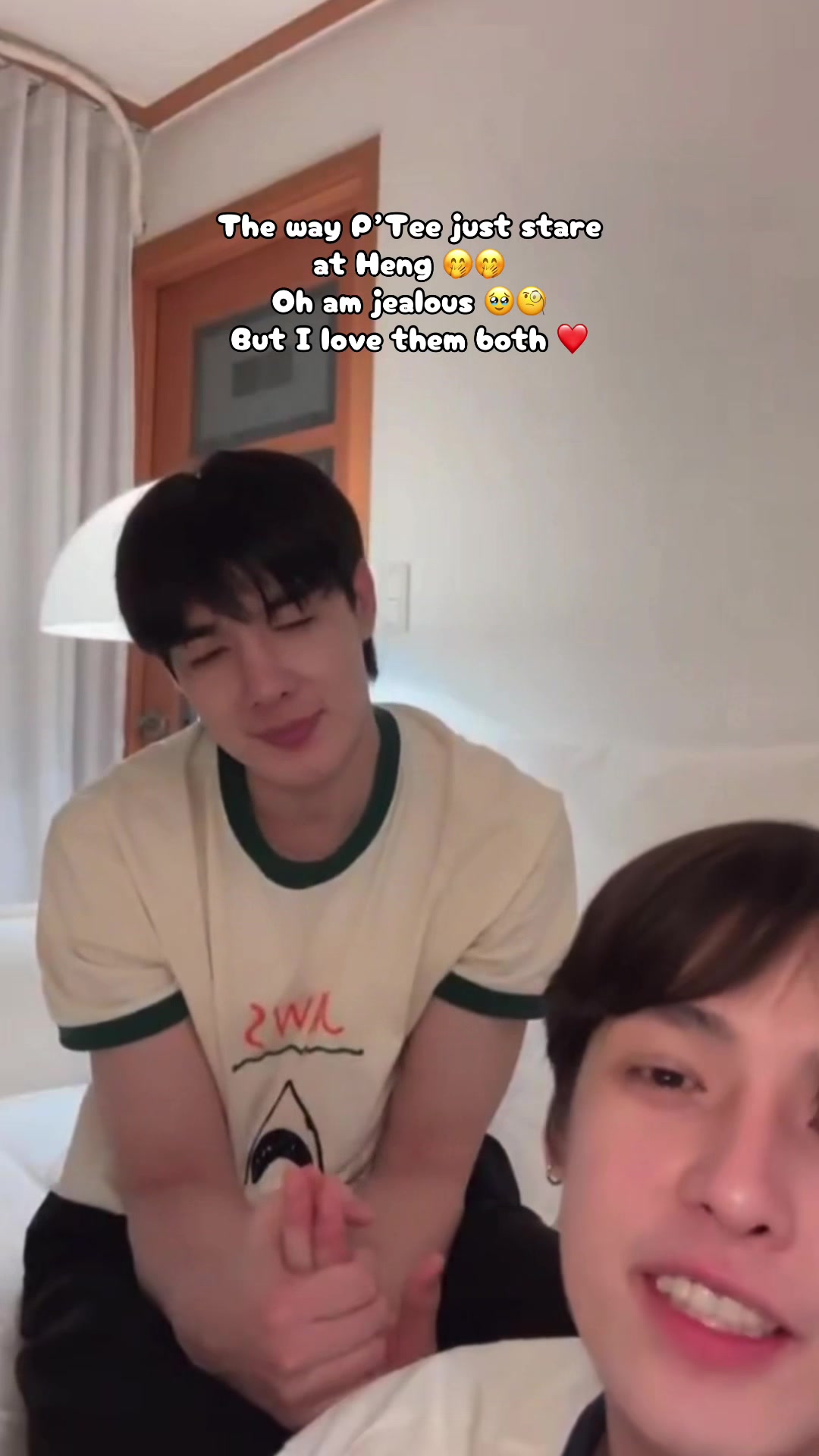 @🌸 ผีเสื้อ (Phîa-sûea)