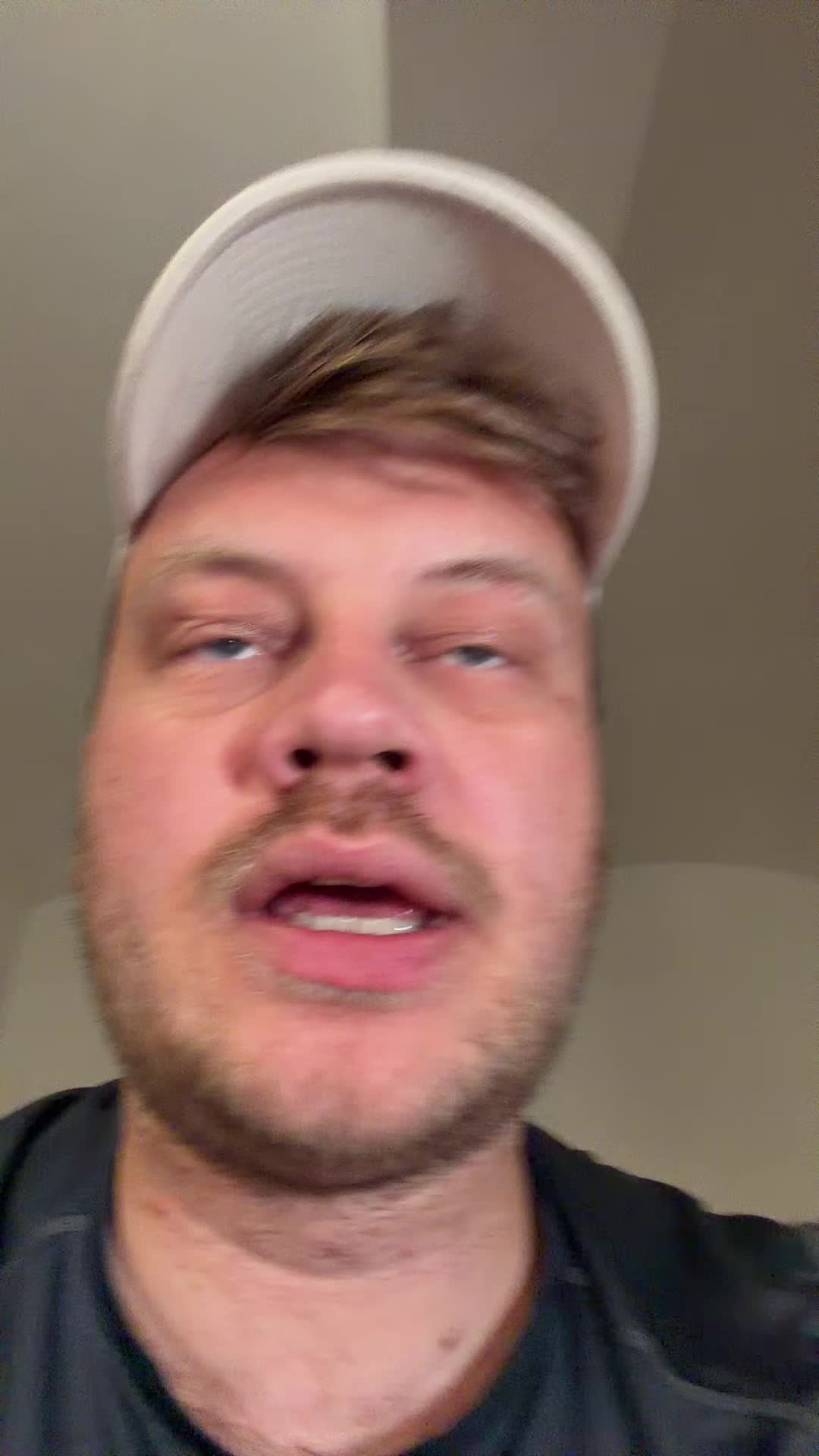 @ClowdyRowdy