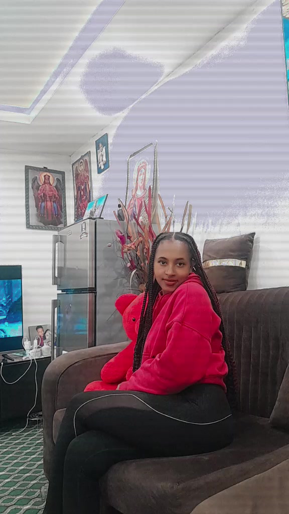 @tigi🦋❤️23