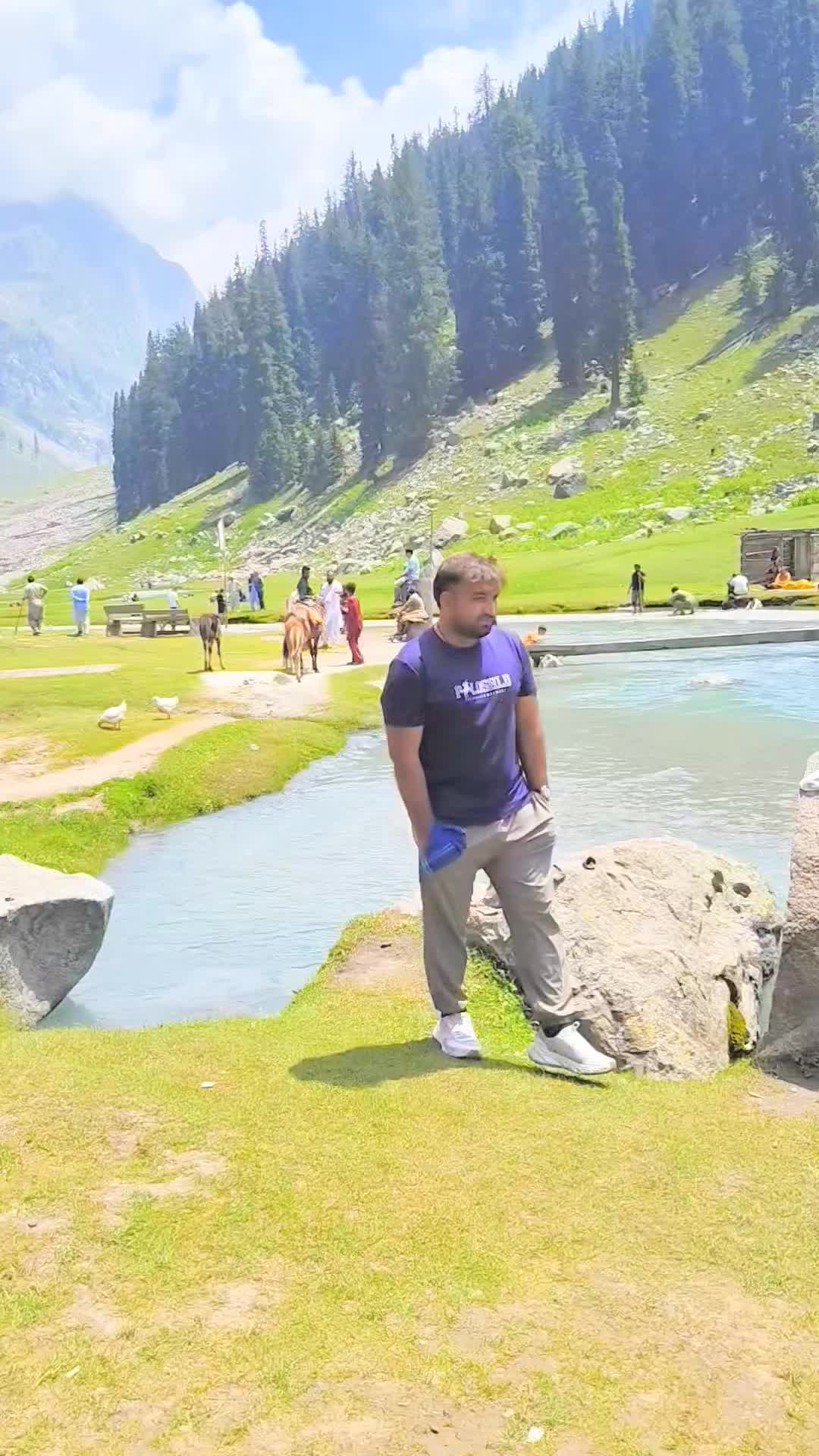 @Asim Khattak in China 🇨🇳🇨🇳