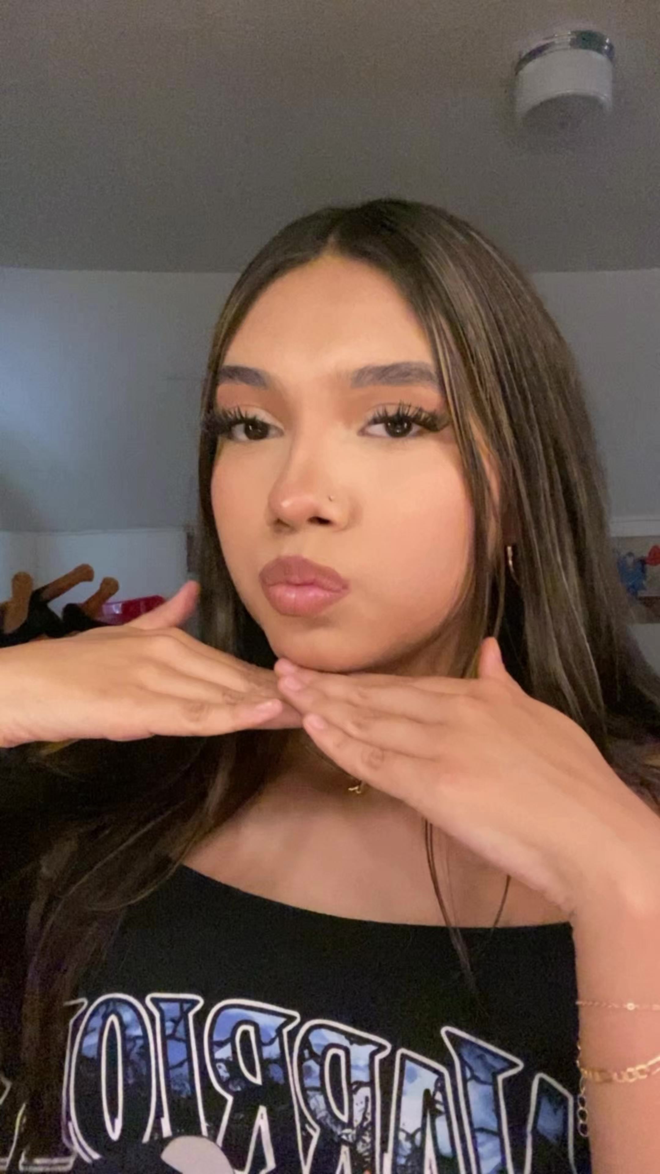 @jazlyn navae