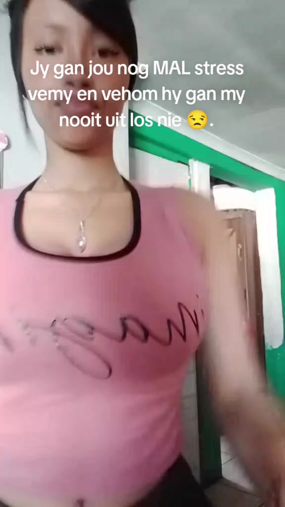 @N E S I A👸🏻