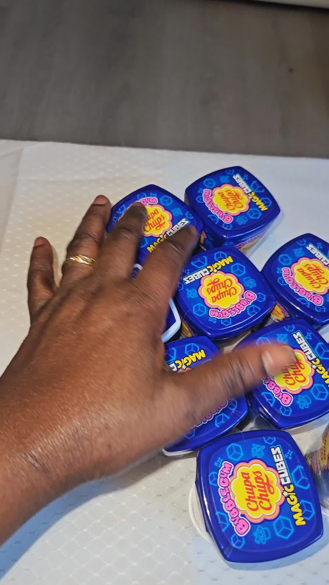 @lagloirerevel&egrave;