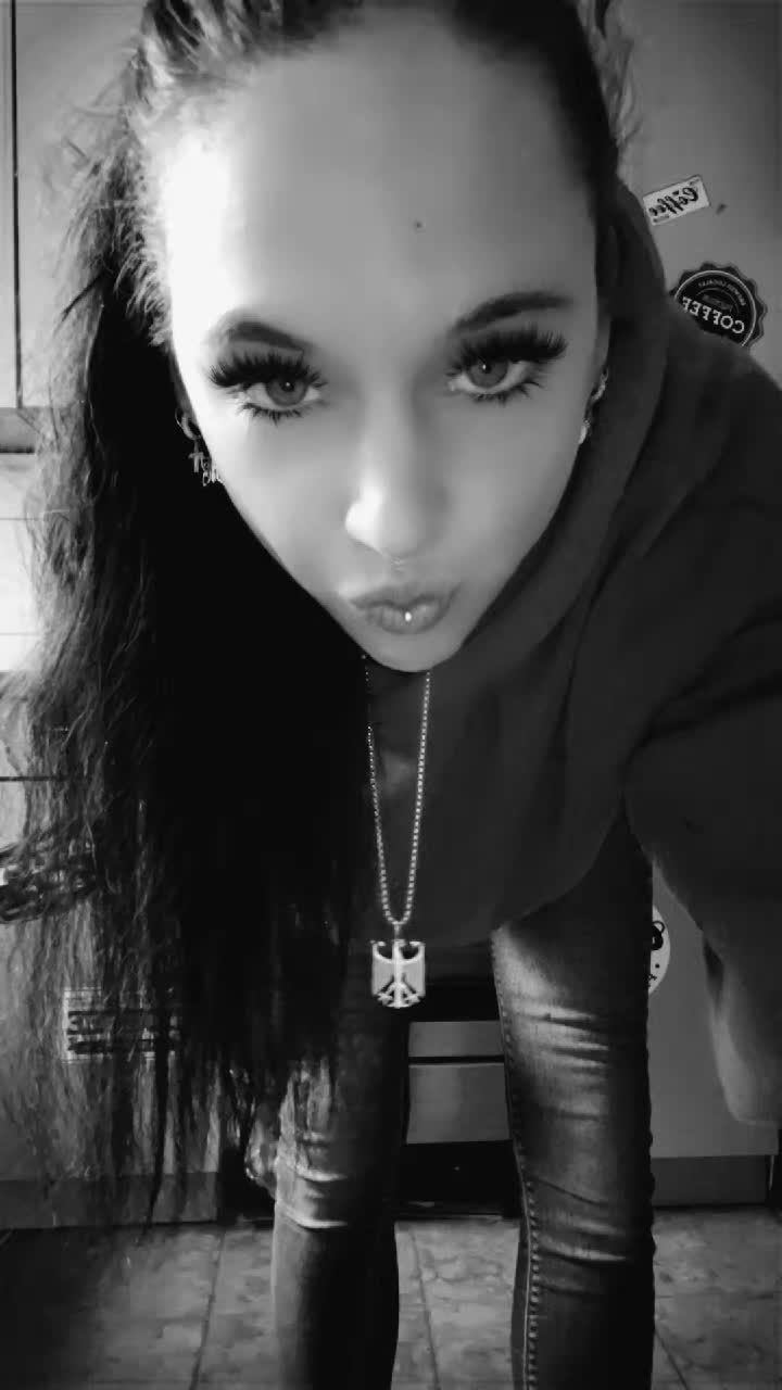 @😈666Angy1988😈