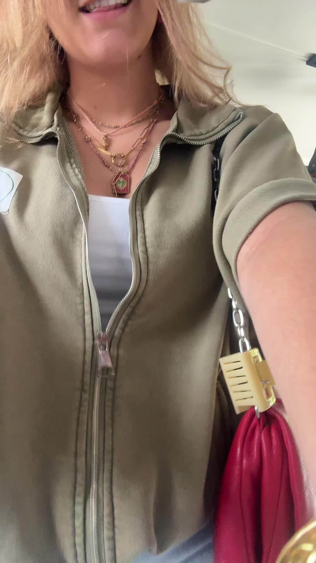 @salomeherlant