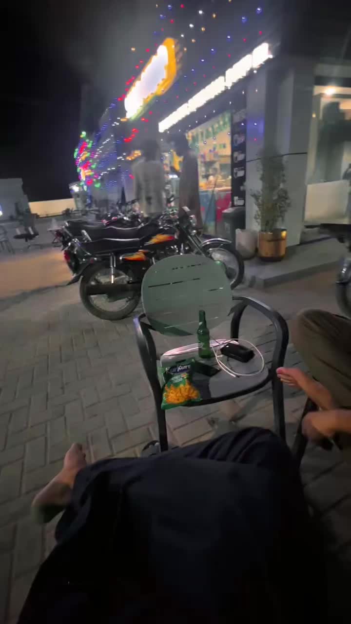@ʟɪꜰᴇ_ᴏꜰ_ꜱʜᴀᴍɪɪ🥂🚩