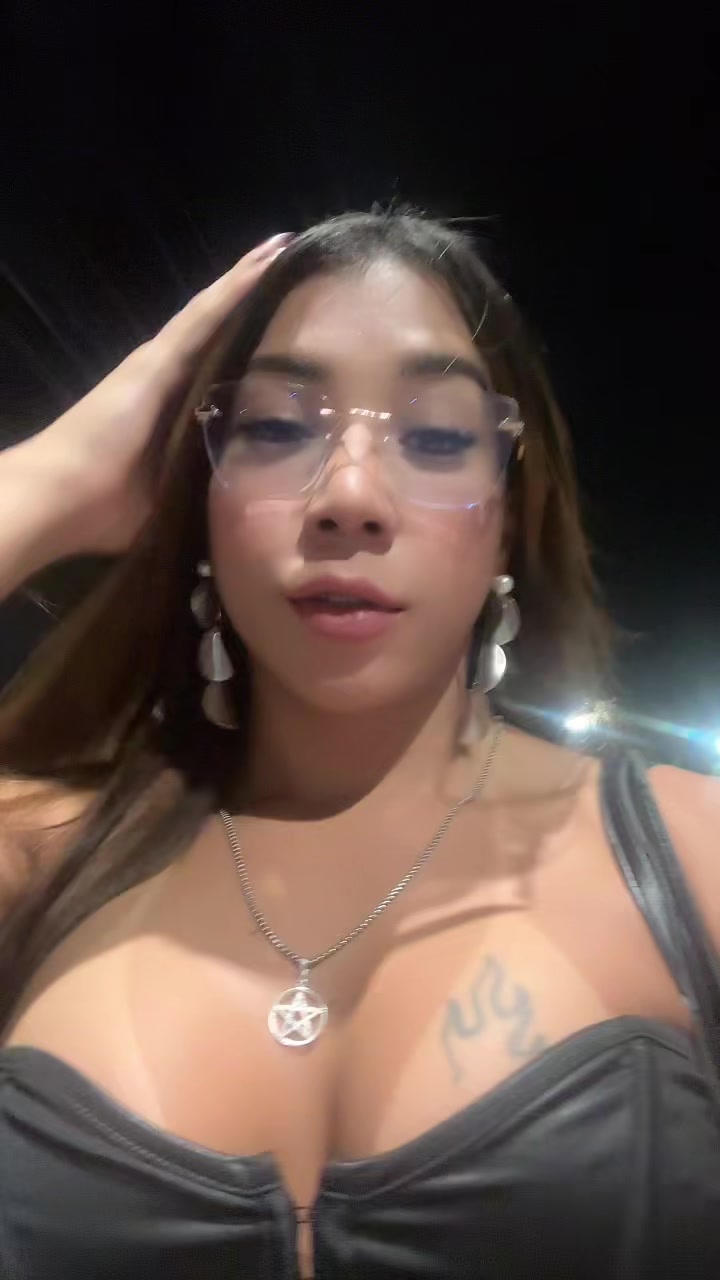 @Victória Alves8839