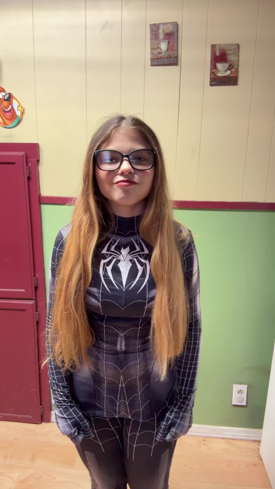@RheynnaGrace