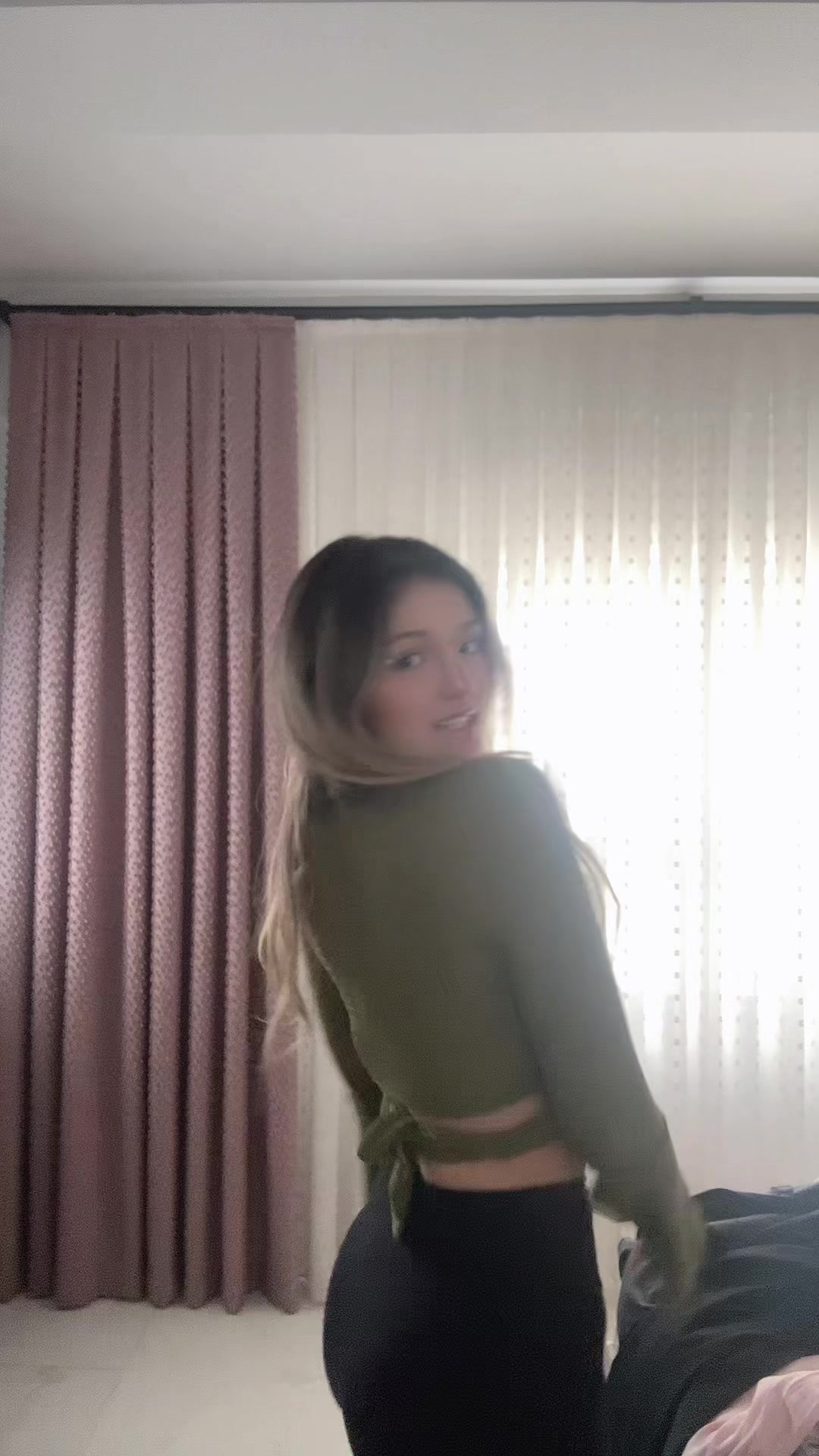 @keepingupwithdefnn