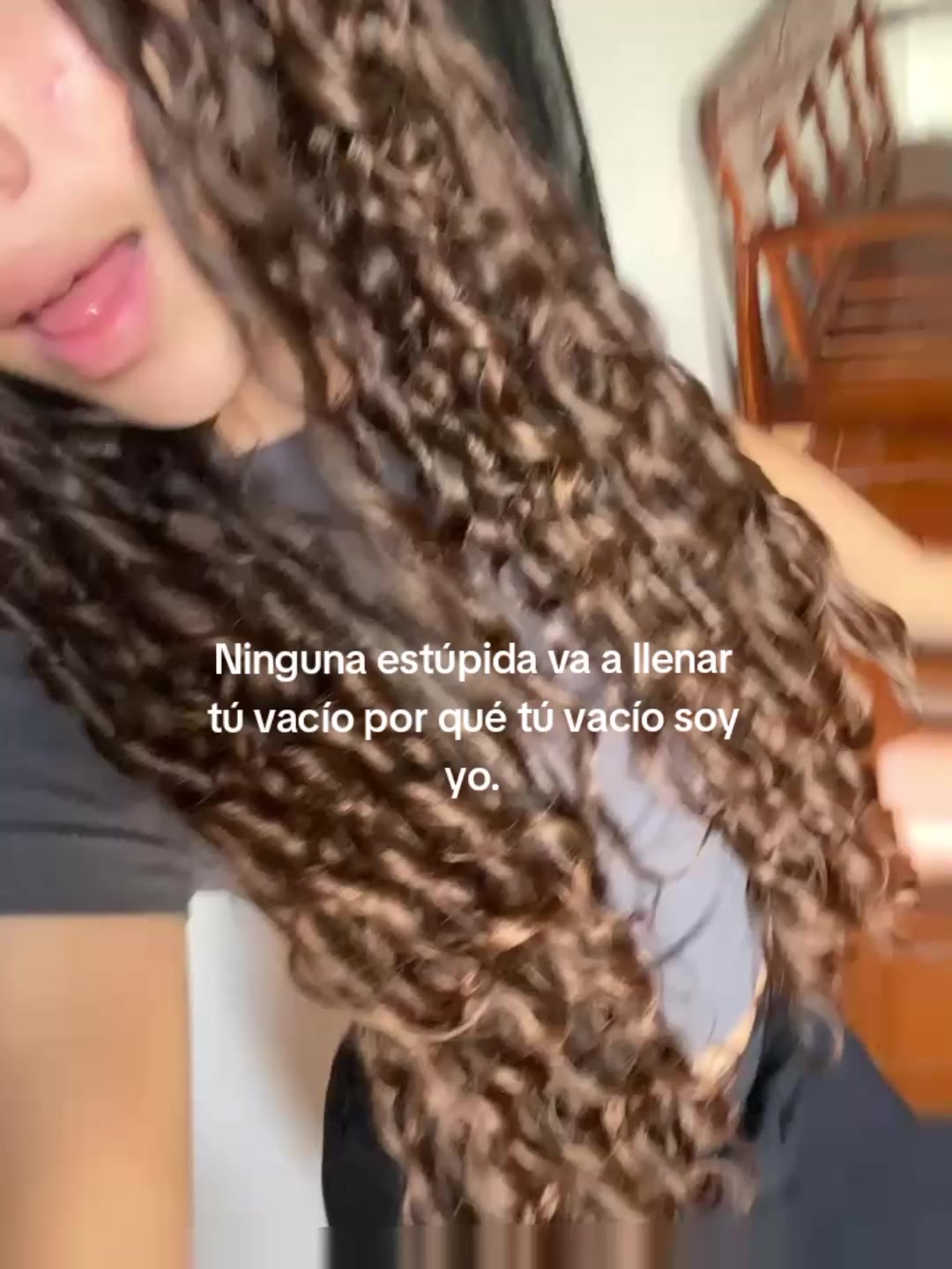 @𝓥𝓪𝓵𝓮𝓻𝔂💛...