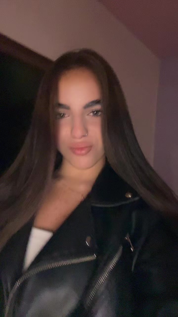 @𝓶𝓪𝓻𝔂𝓪𝓼𝓱𝓪