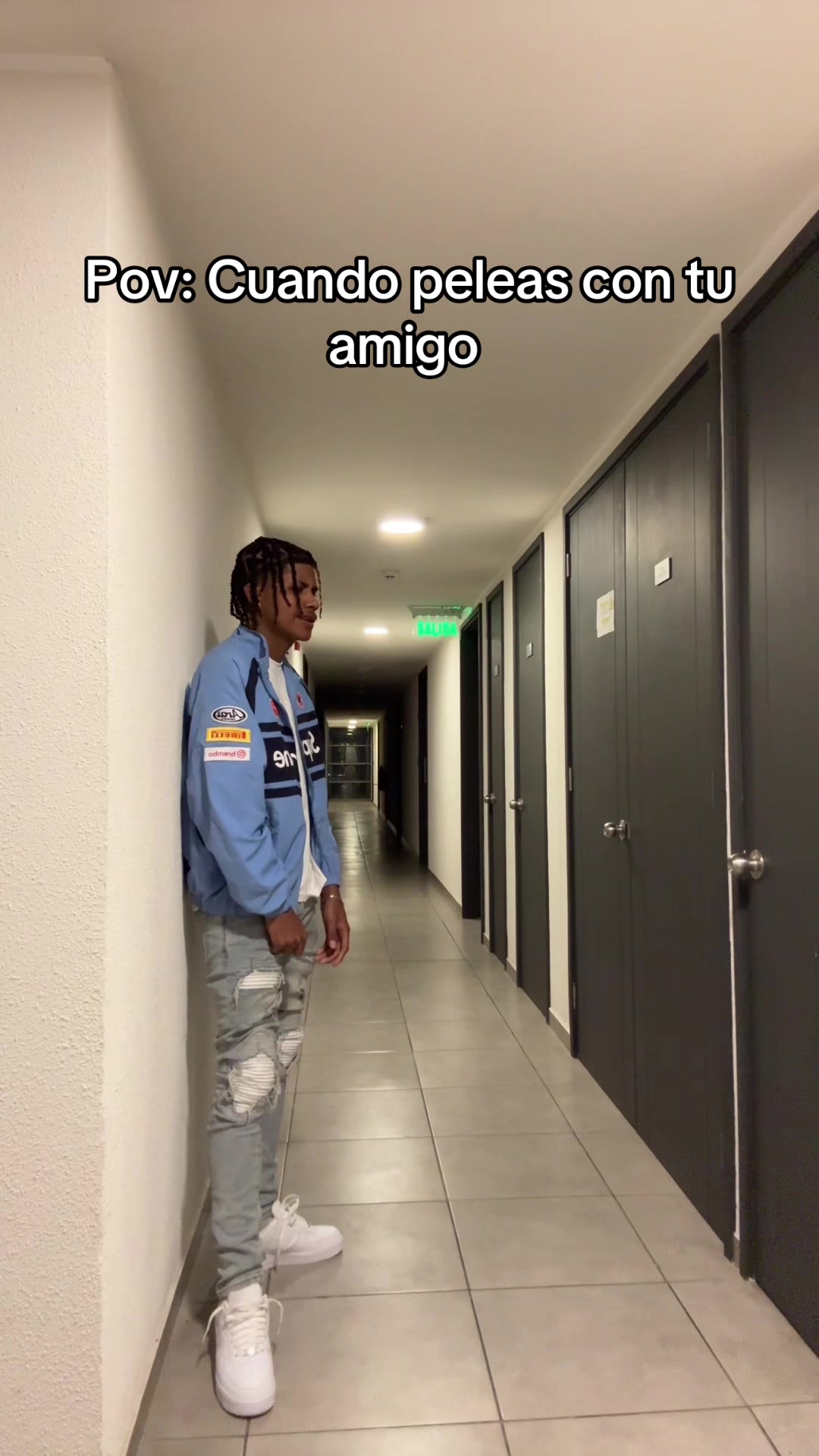 @8TR3Y