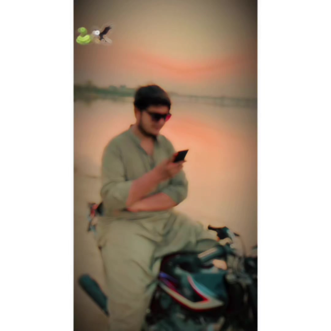 @حسنین بھٹی