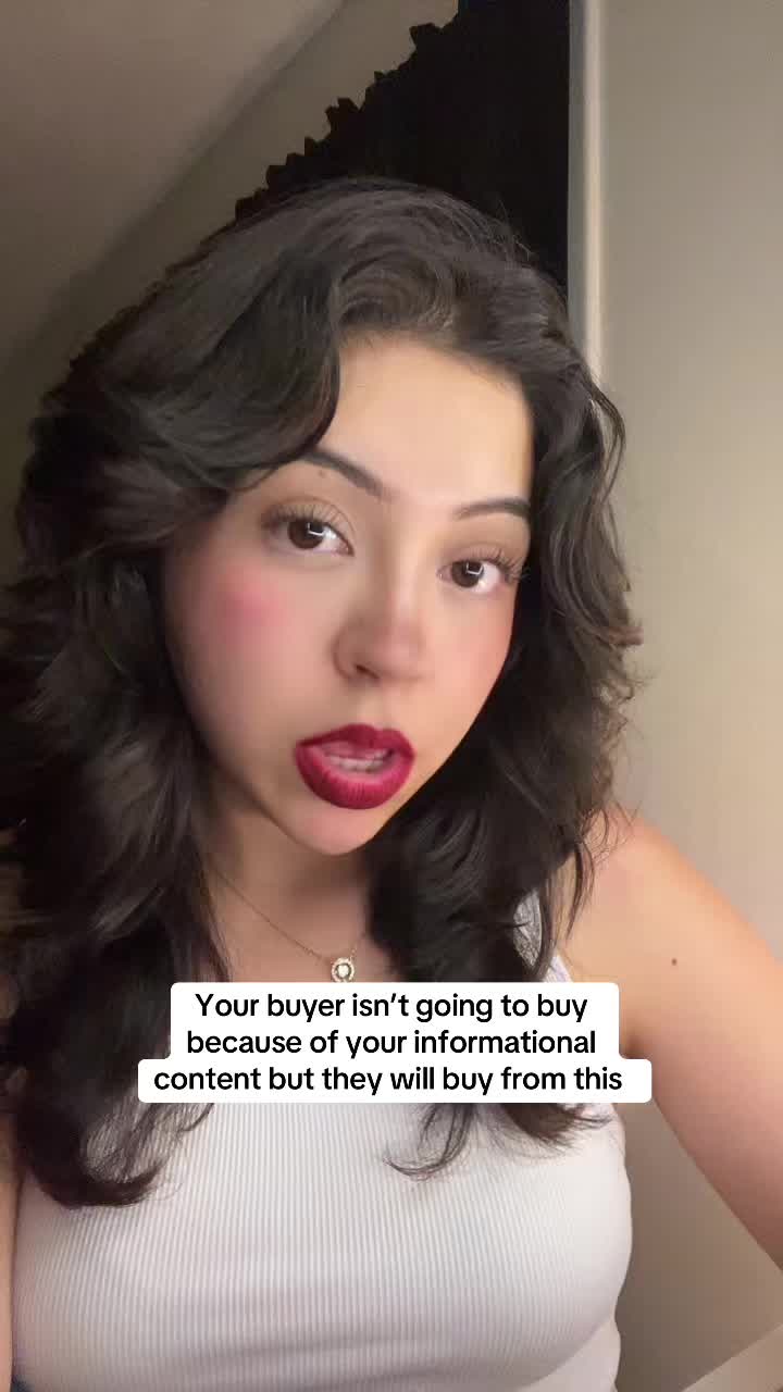 @Vanessa ➺ Marketing + Sales