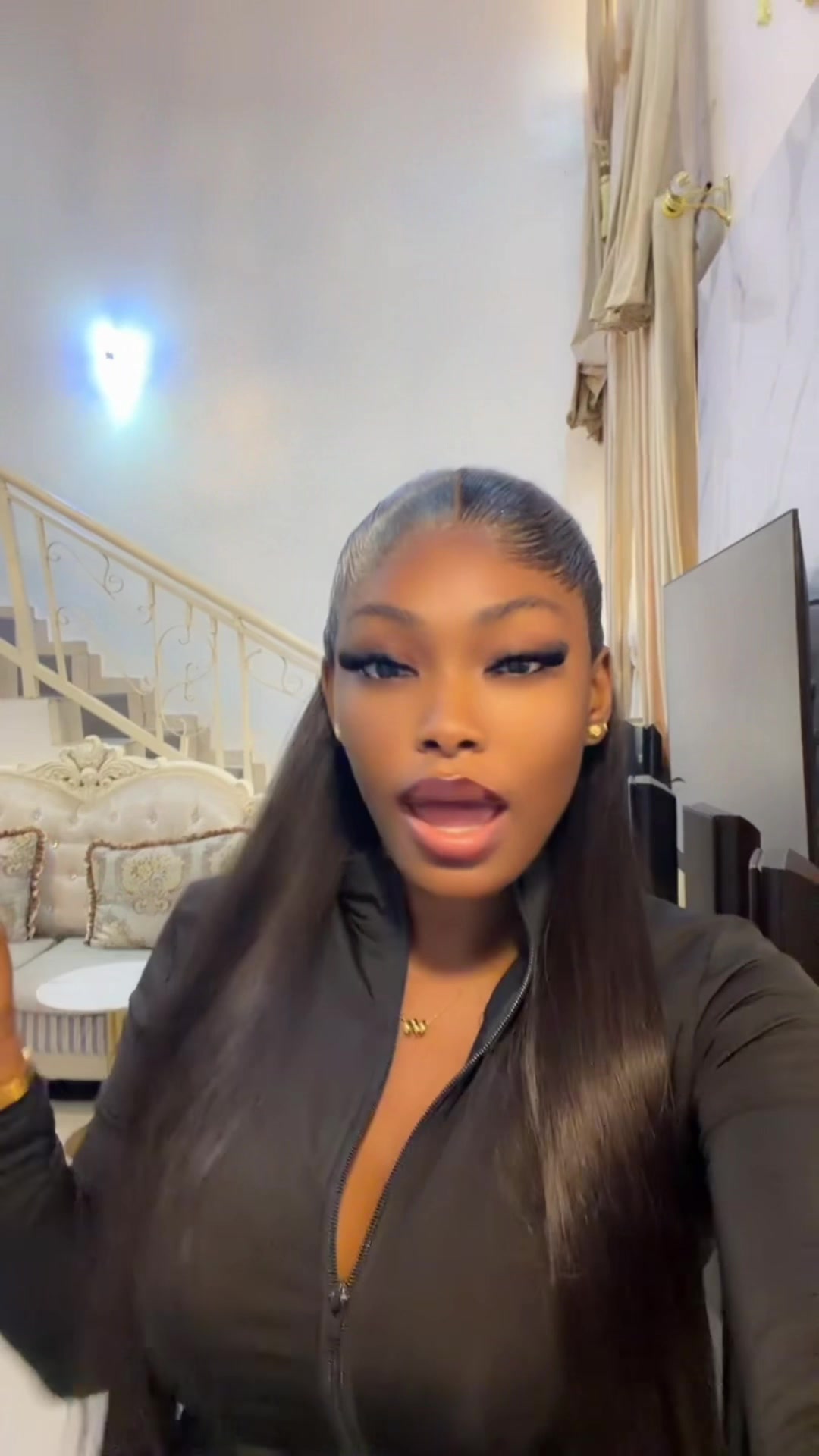 @Naya Esq ᥫ᭡