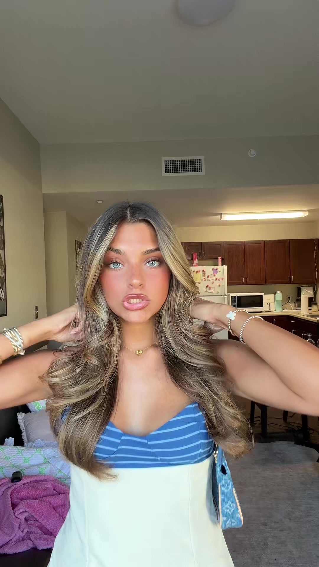 @ariella💌