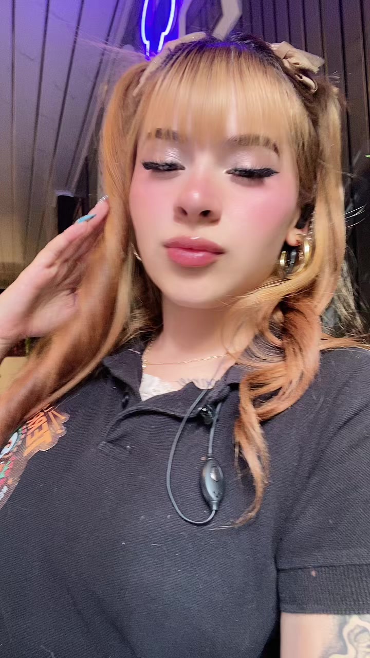 @alejapinzon2🫦