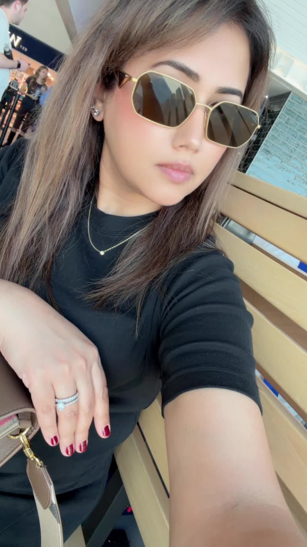 @Nighat Khan 💄