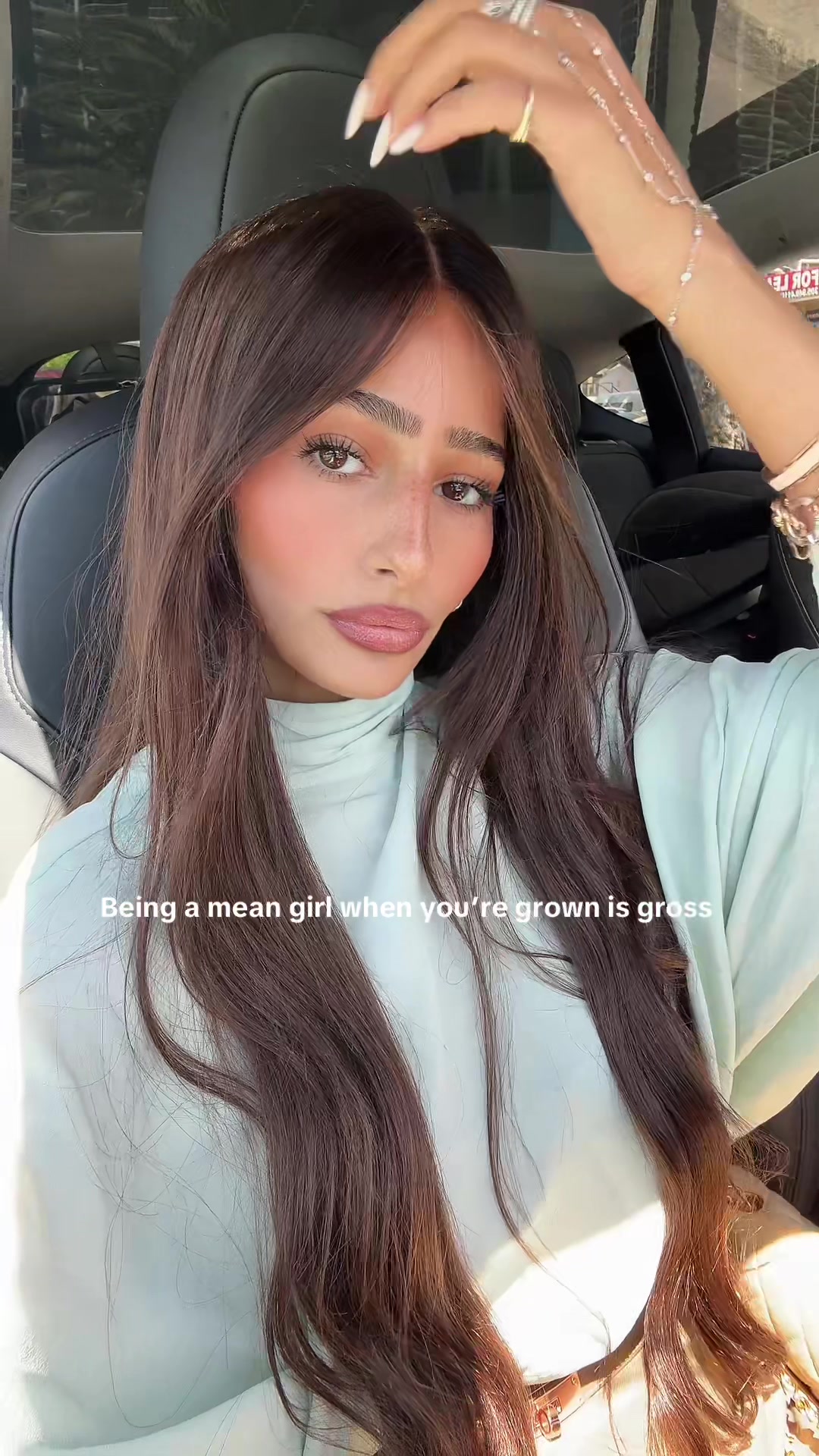 @Chaya | fashion & makeup