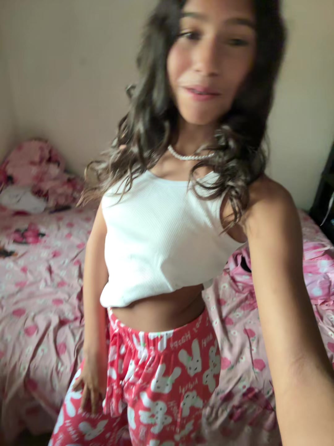 @Valentina🩷💘
