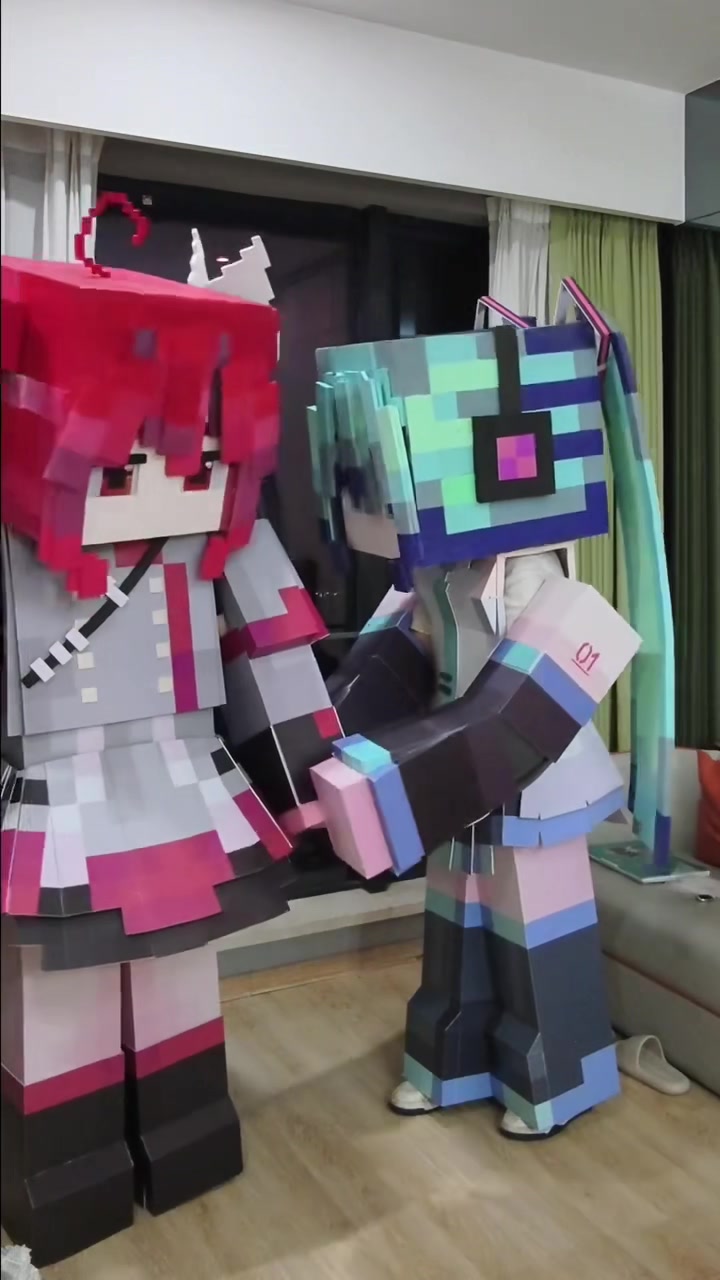 @Link in bio(mikufandom.com)