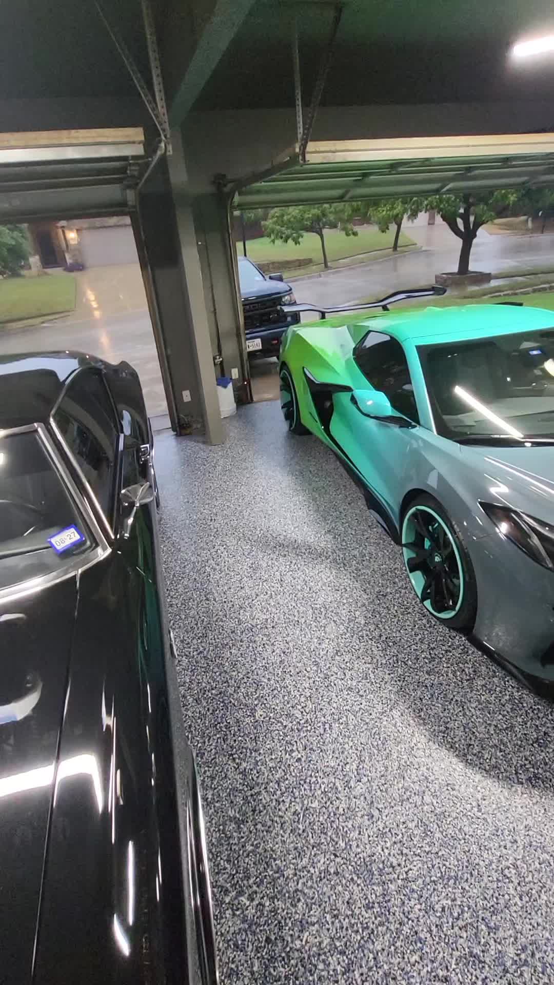 @MoMoney