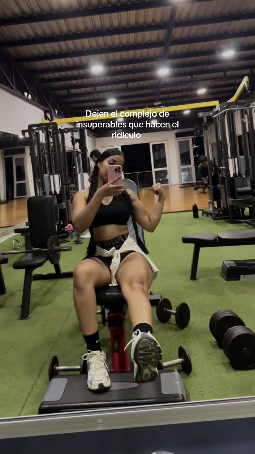 @Camila Cardona