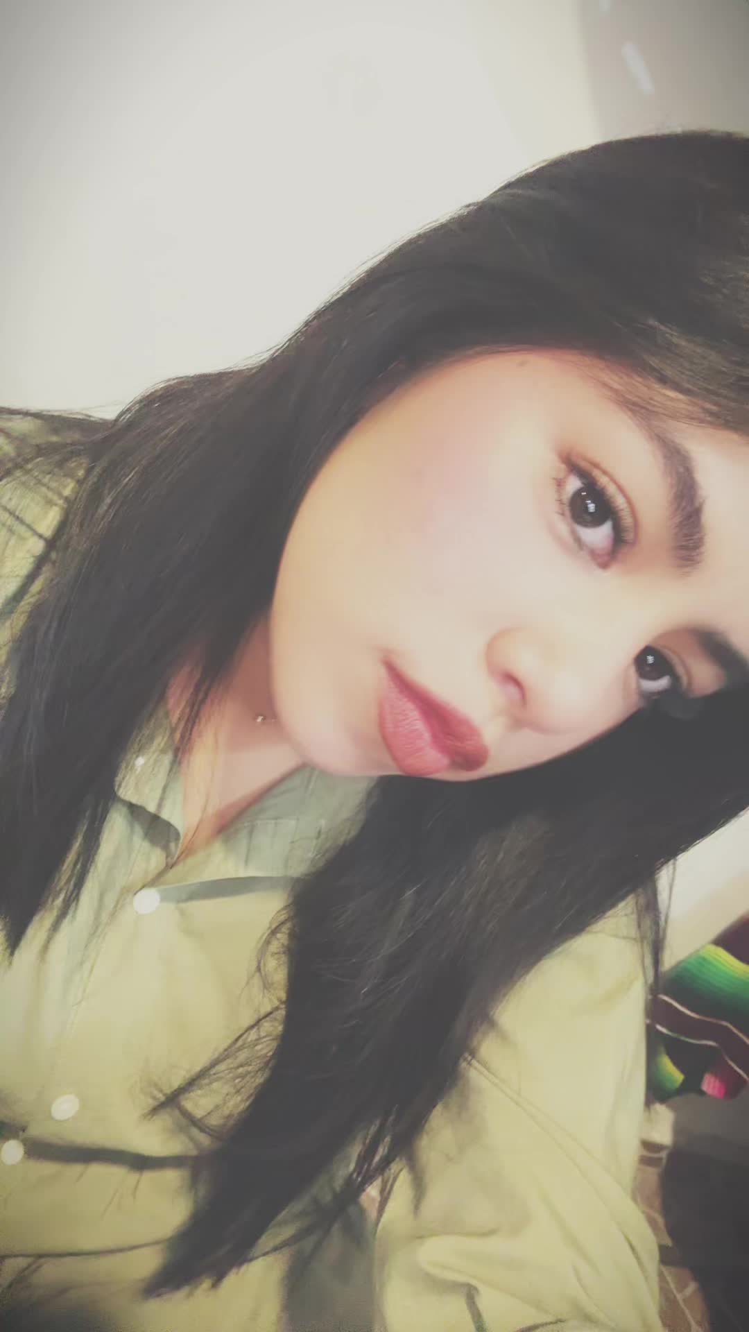 @Valeee