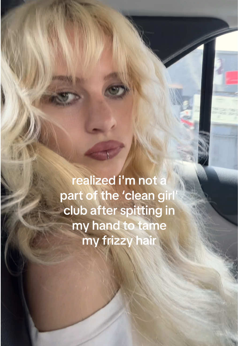 @nikkiekent
