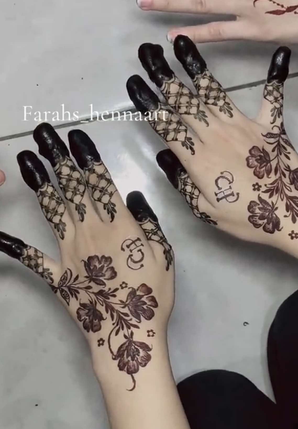 @Farahs_hennaart💅