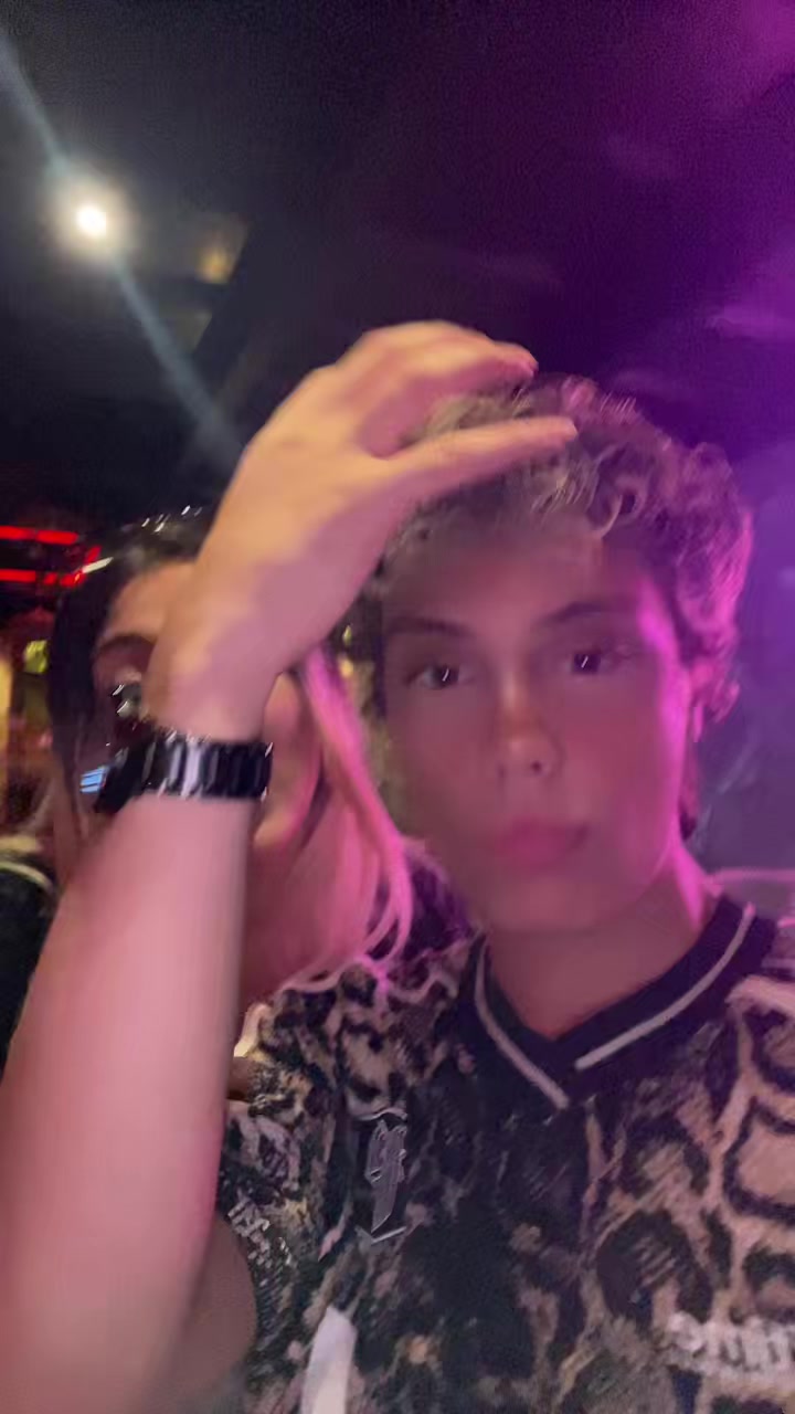 @pariaw