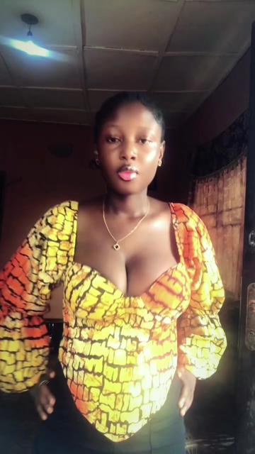 @AYOOLA 🤭💕🍒