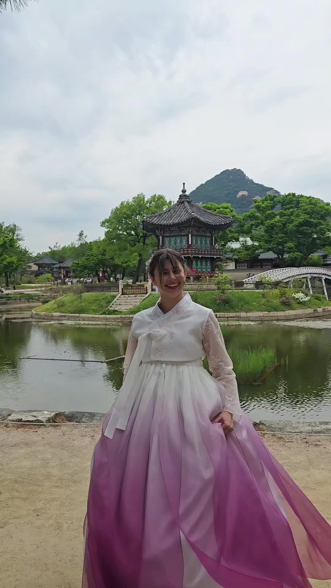 @Ferlyy99 || K-Pop&Korea