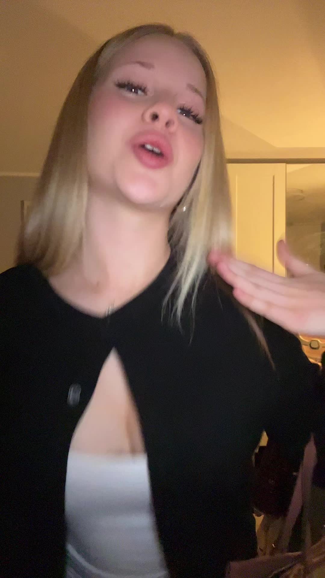 @Laura