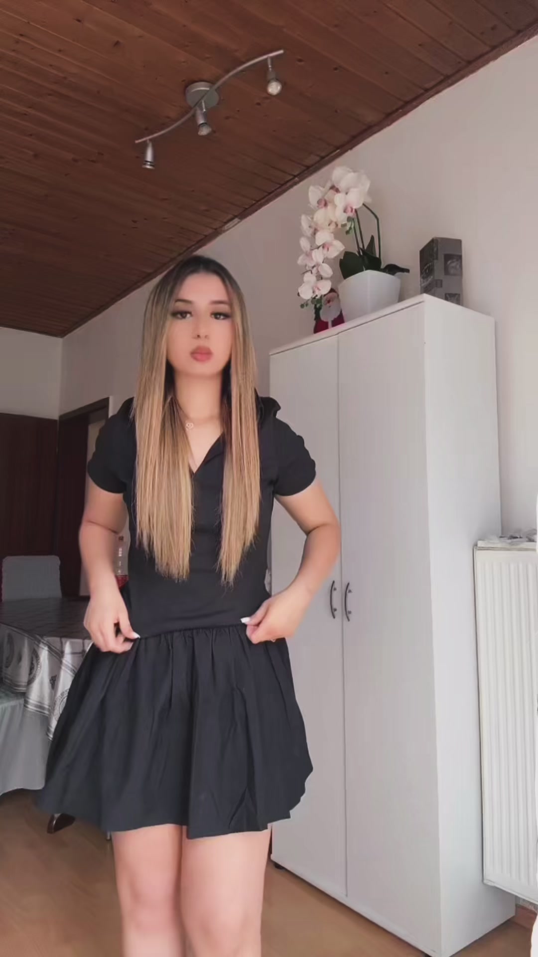@𝓡