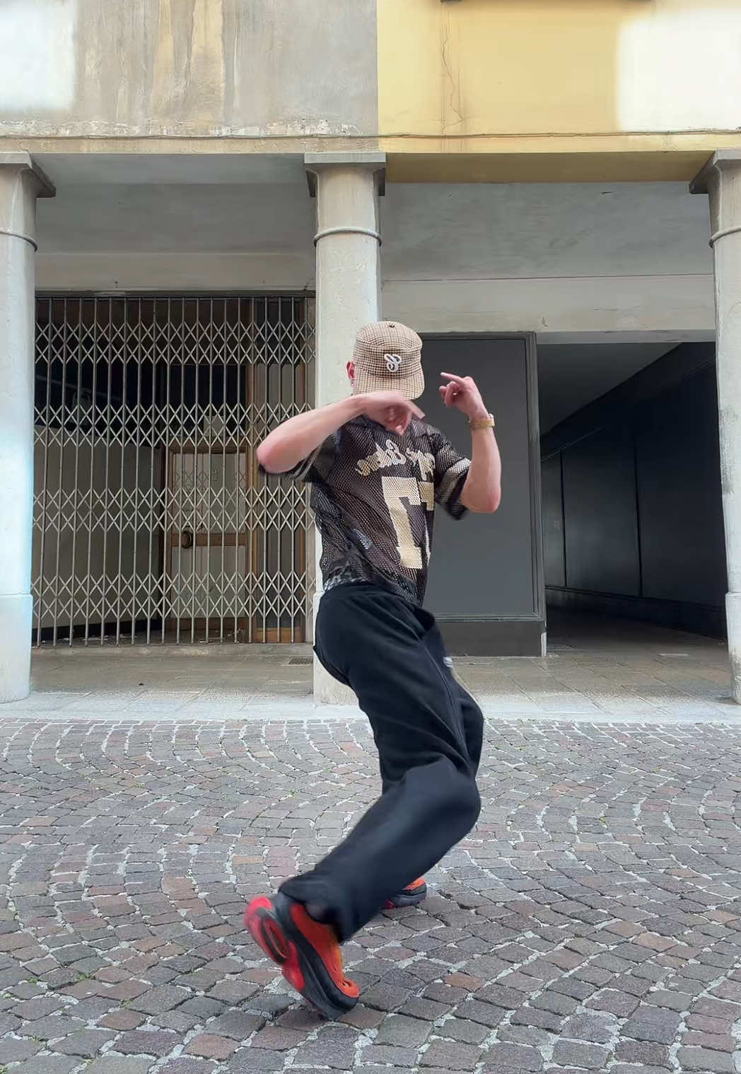 @Roma