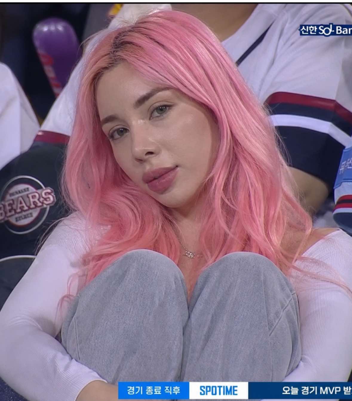 @Sera