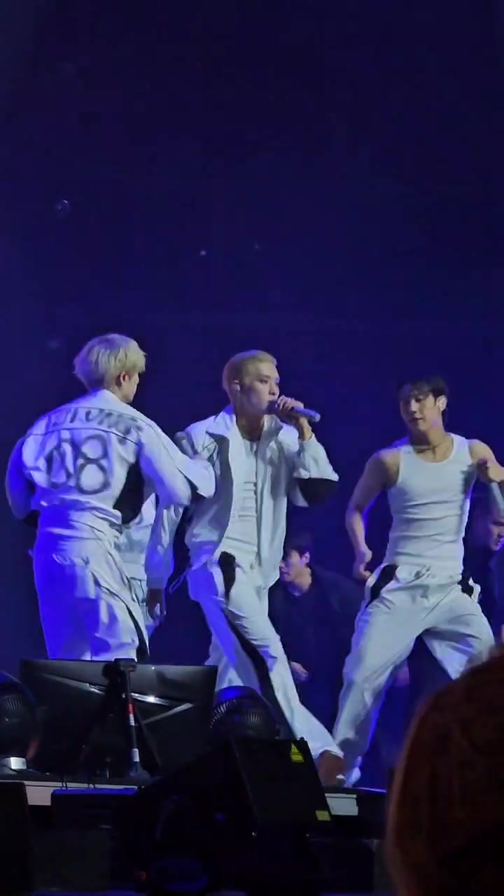 @★⊹˚.⋆Mell⊹˚.⋆★