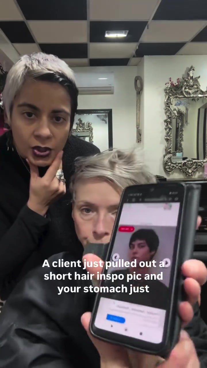 @Short Hair Cutting Specialist