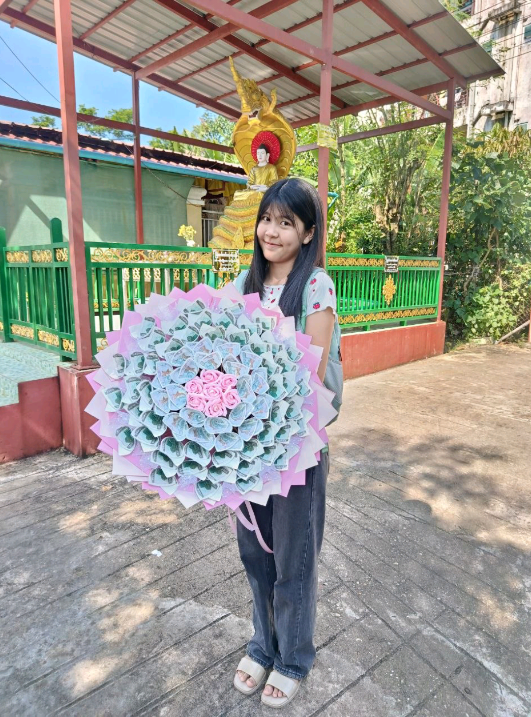 @Ko Paingအိုးဝေတက္ကစီကယ်ရီဘာညာ