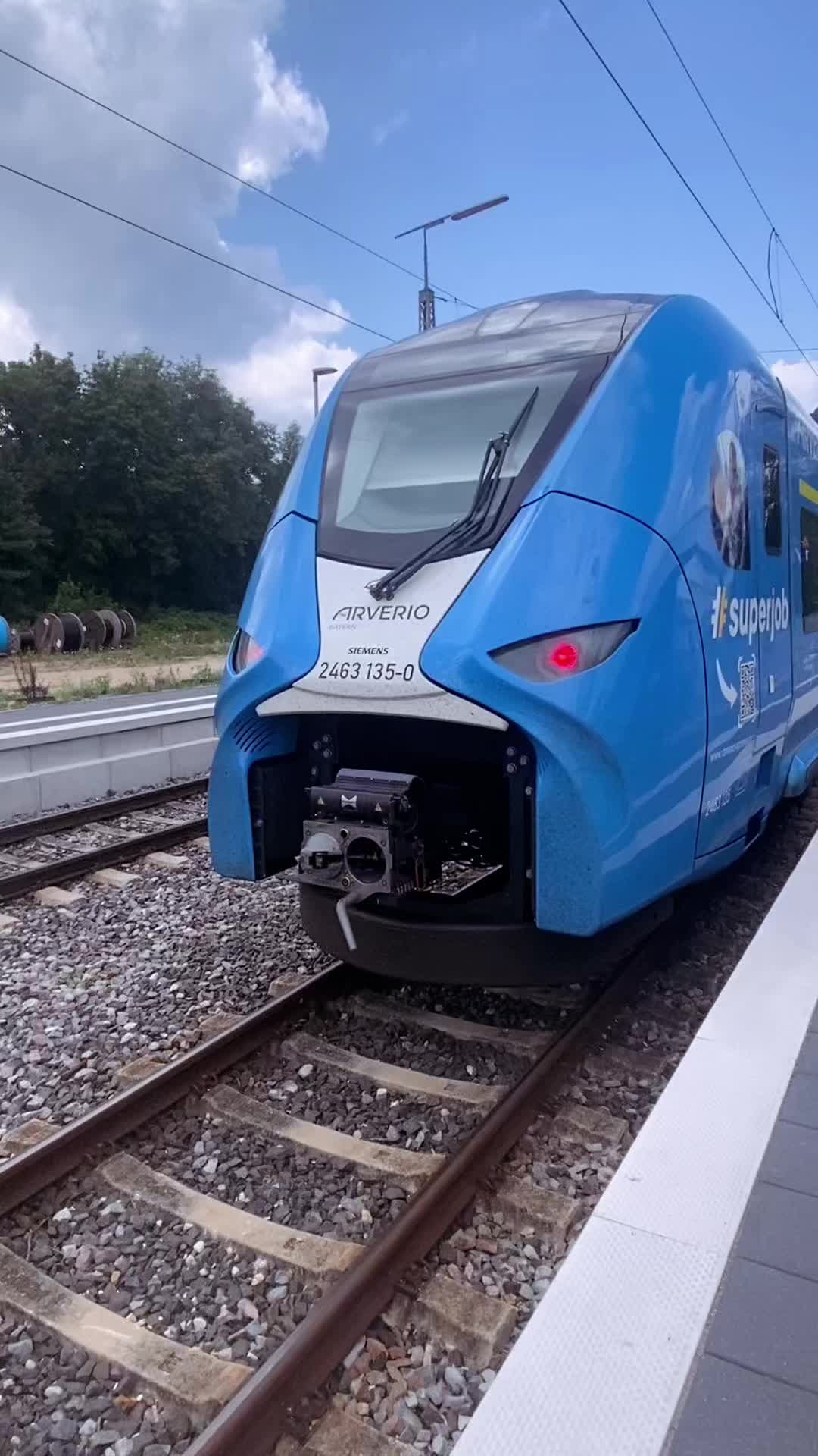 @trainspotterlevi