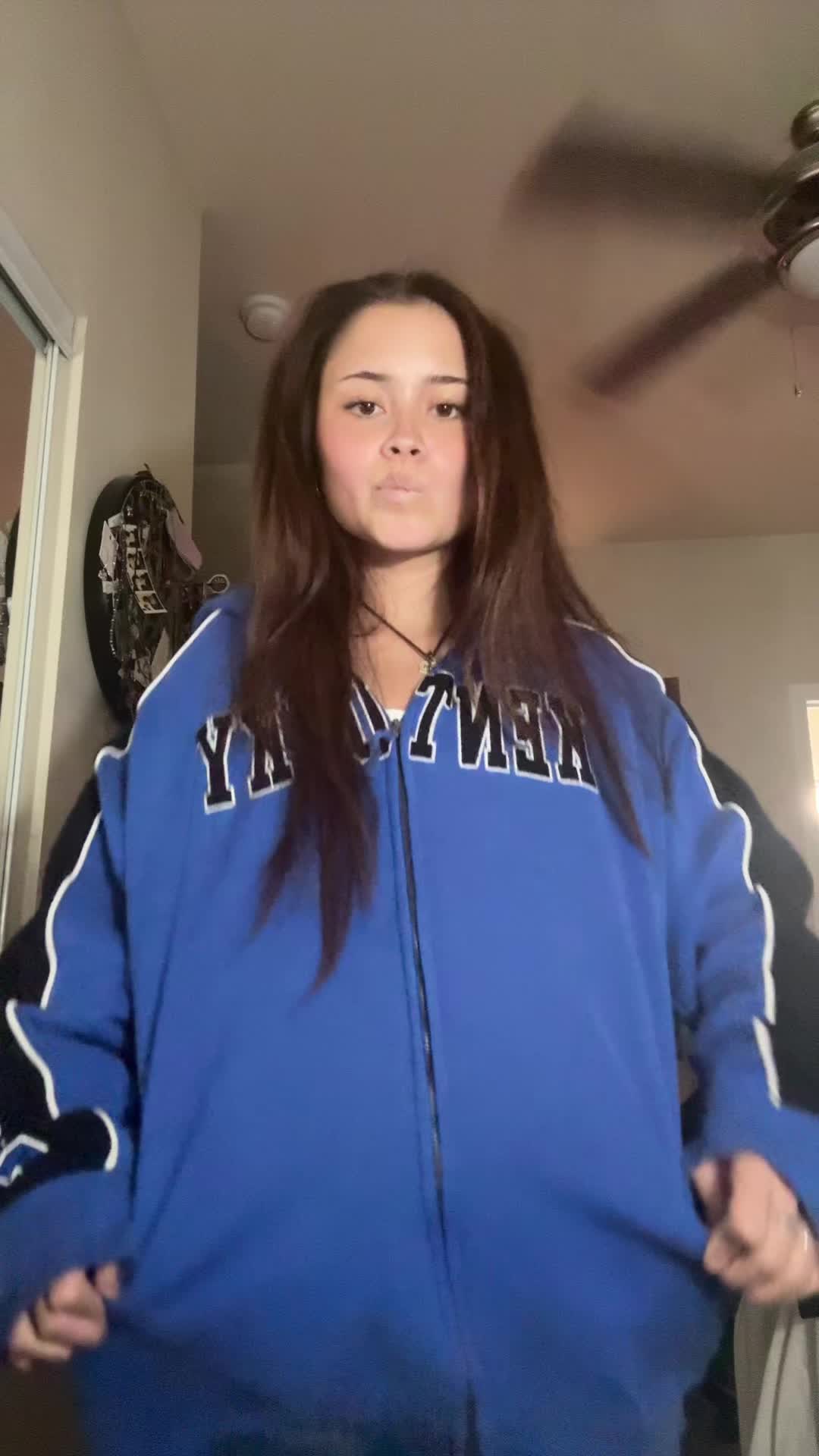 @haleyglass12