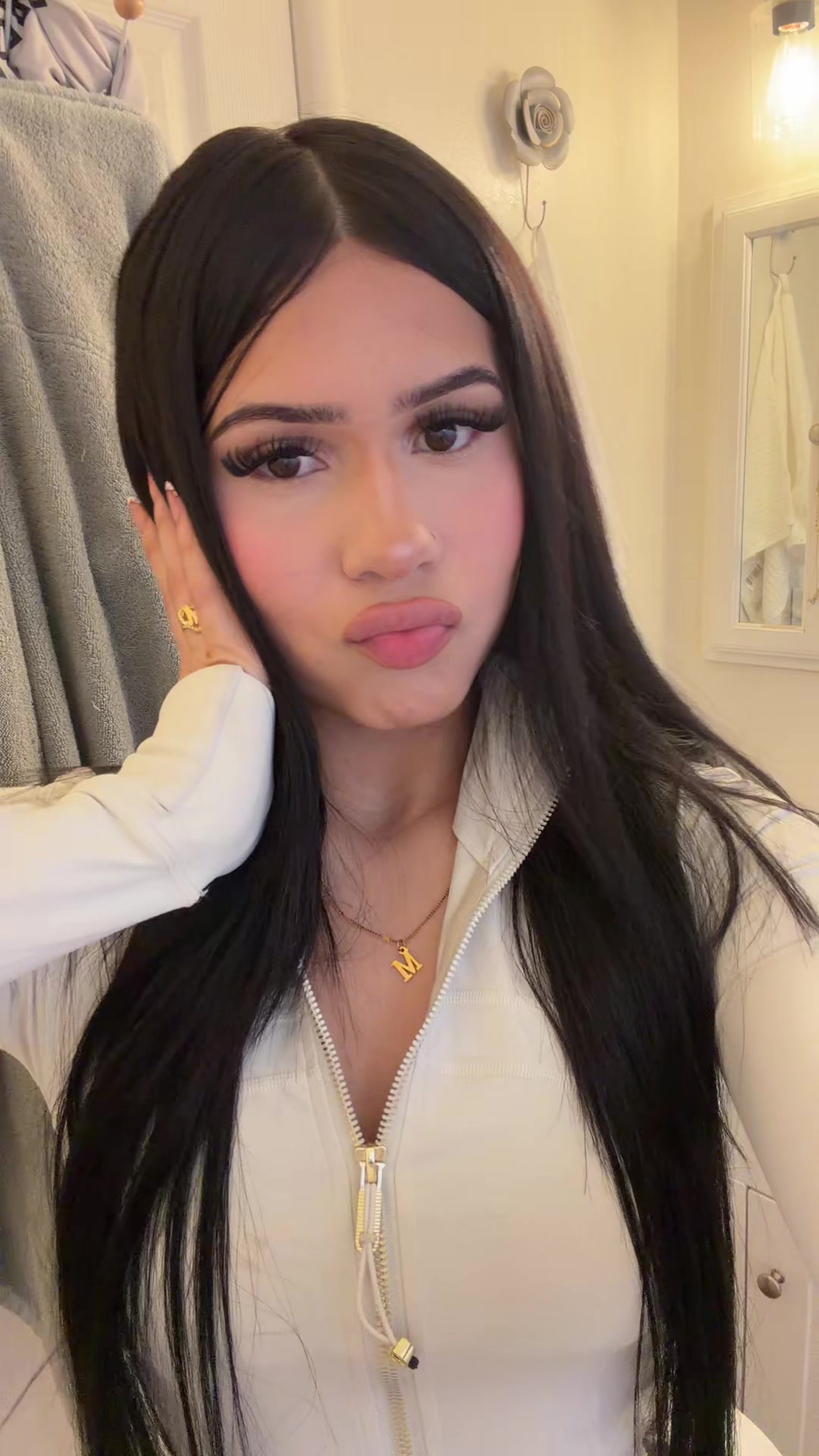 @mia